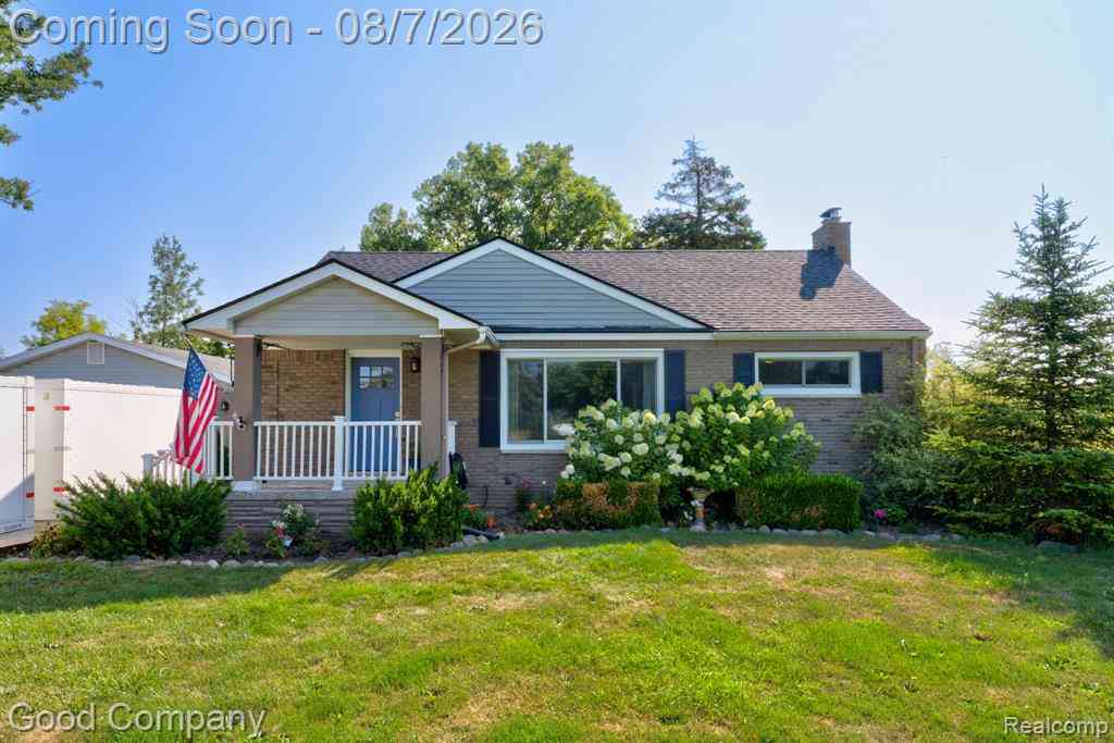 Homes For Sale - 62060 Indian Trail <br/> Macomb County, Ray, MI 48096