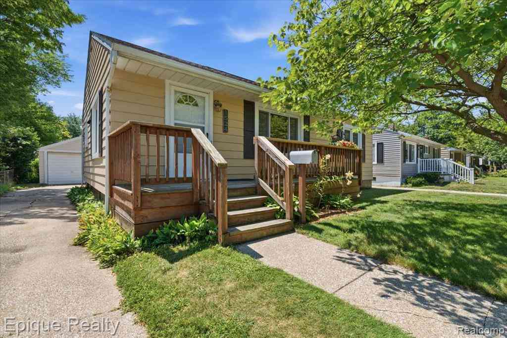 Homes For Sale - 1524 Sanborn Street <br/> Saint Clair County, Port Huron, MI 48060