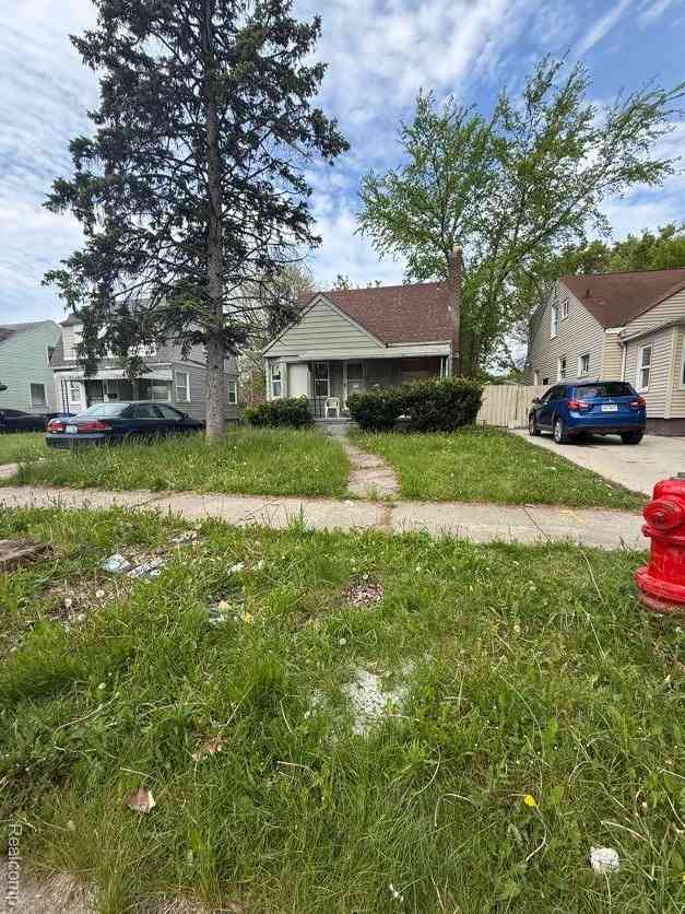 Homes For Sale - 7771 Faust Avenue <br/> Detroit, MI 48228