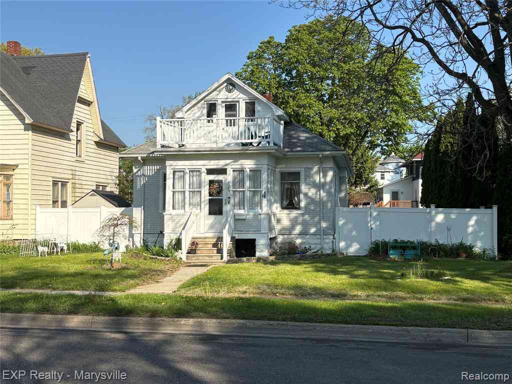 Homes For Sale - 3809 Electric Avenue <br/> Port Huron, MI 48060
