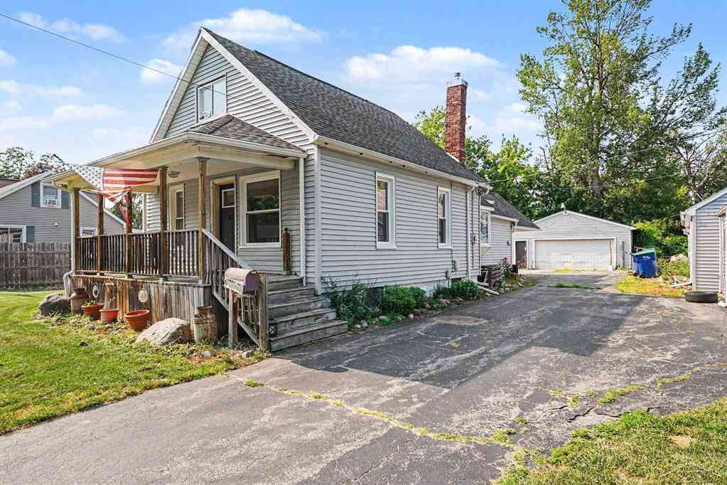 Homes For Sale - 307 Mcgraw Street <br/> Bay City, MI 48708