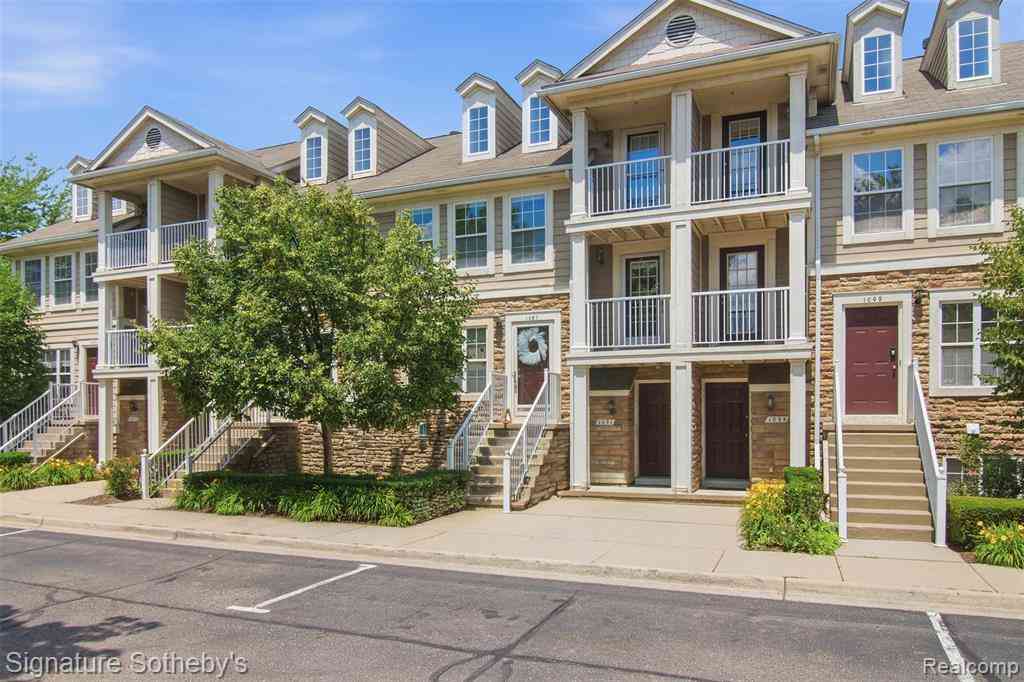 Condo For Sale - 1091 Beaver Run  <br/> Troy, MI 48083