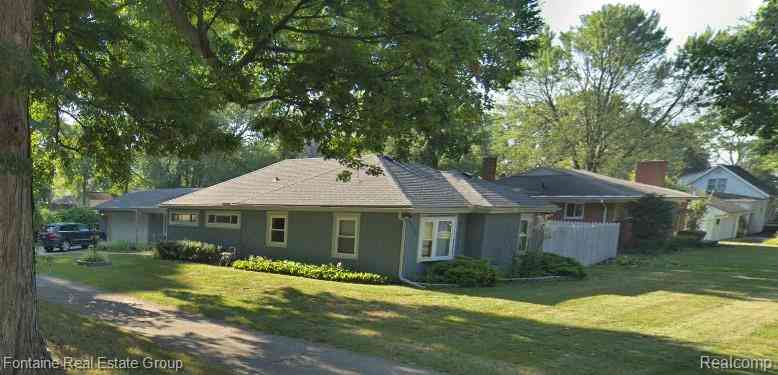 Homes For Sale - 19830 19830 Louise Street <br/> Livonia, MI 48152