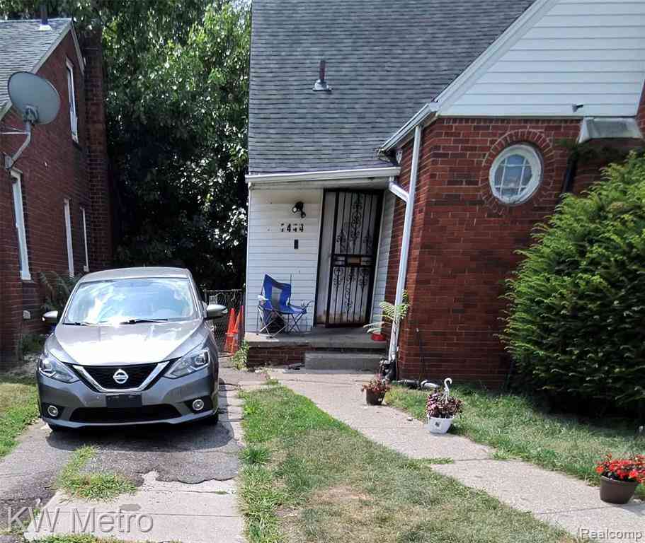 Homes For Sale - 7444 E Brentwood Street <br/> Detroit, MI 48234