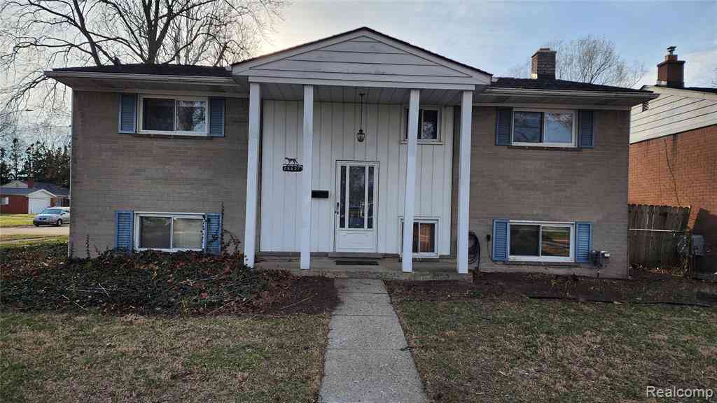 Homes For Sale - 28621 Milton Avenue <br/> Warren, MI 48092