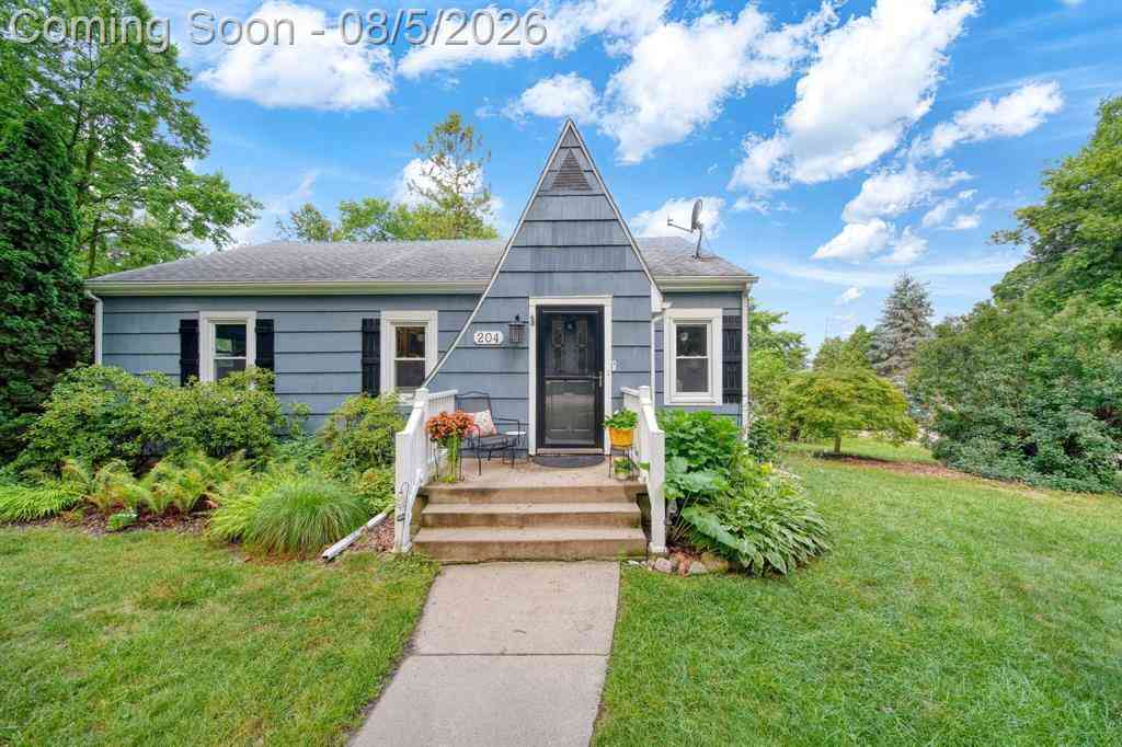 Homes For Sale - 204 Westover Street <br/> Ann Arbor, MI 48103