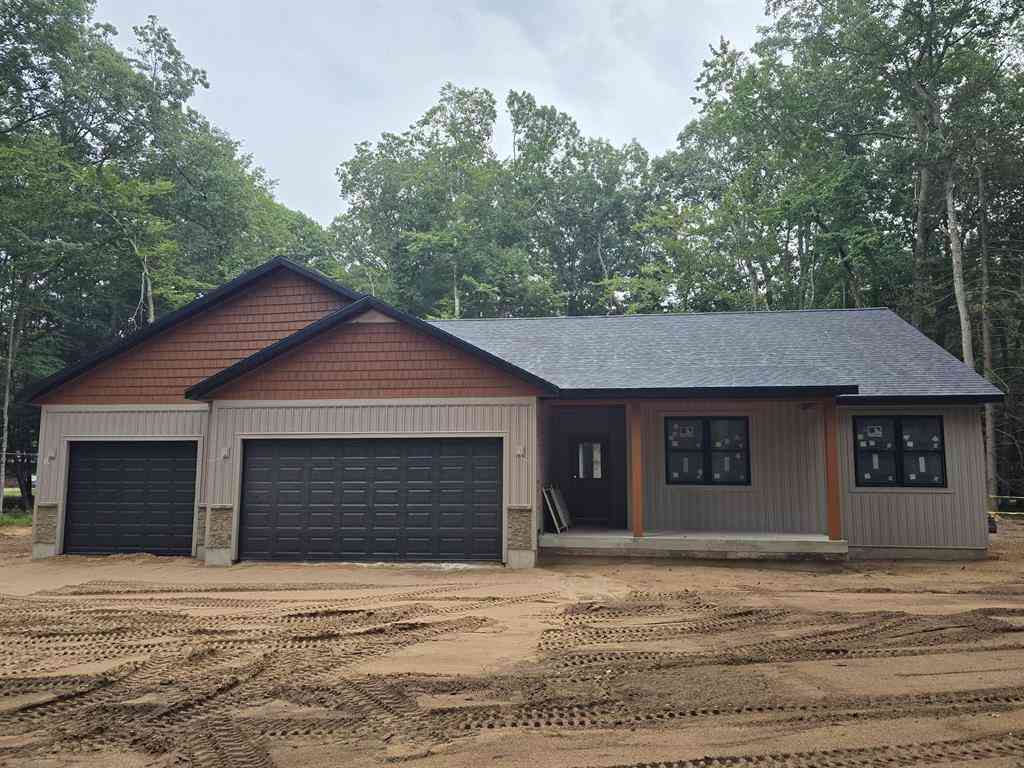 Homes For Sale - 918 Scenic Drive <br/> Muskegon, MI 49445