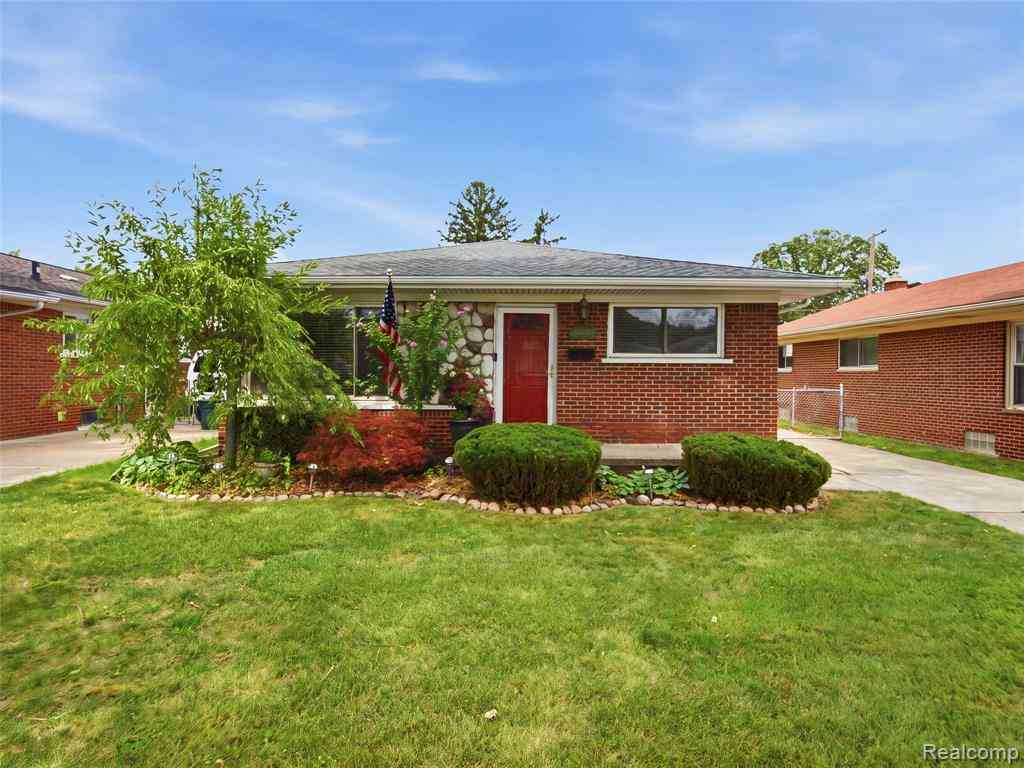 Homes For Sale - 22421 Millenbach Street <br/> Macomb County, Saint Clair Shores, MI 48081