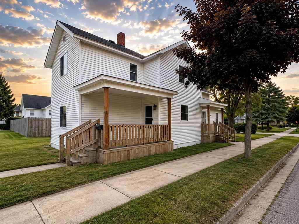 Homes For Sale - 1400 Wilson Street <br/> Bay City, MI 48708