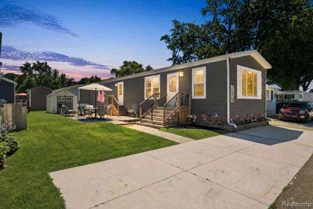 Homes For Sale - 5203 Main St   #140141<br/> Lexington, MI 48450