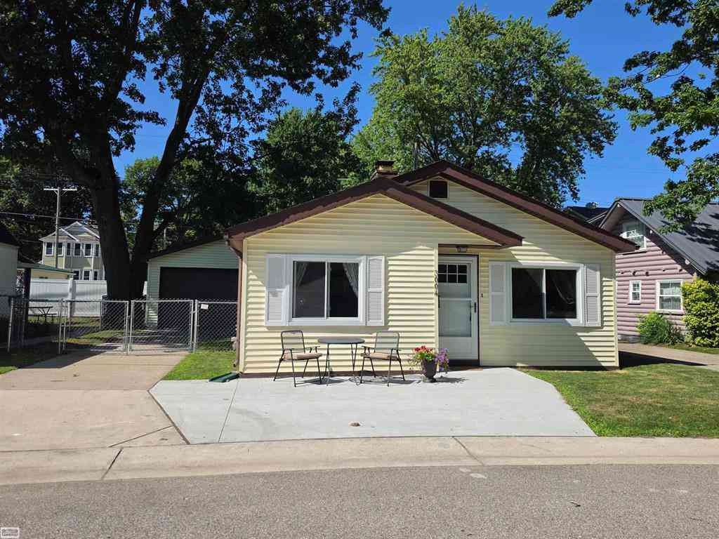 Homes For Rent - 3004 Maplewood Drive <br/> Saint Clair County, Fort Gratiot, MI 48059