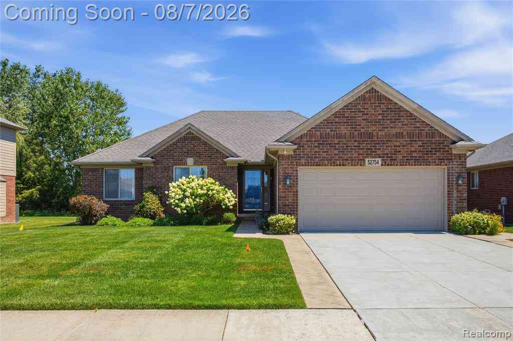 Homes For Sale - 52754 Delena Drive <br/> Macomb, MI 48042