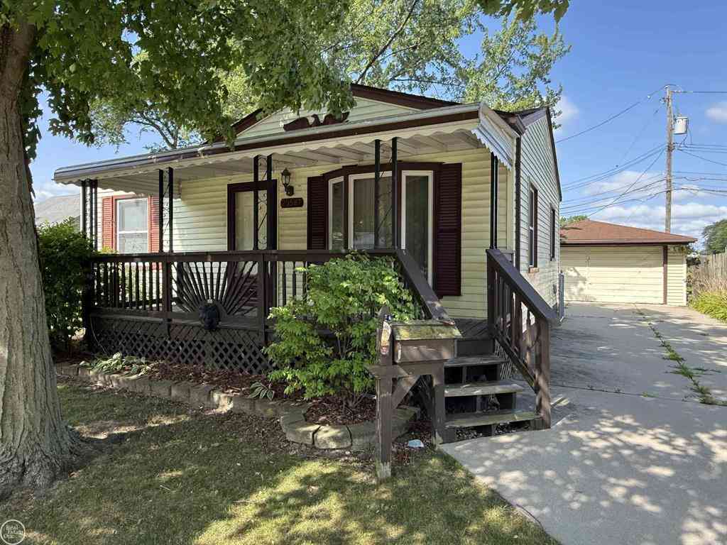 Homes For Sale - 23587 Lawson Avenue <br/> Warren, MI 48089