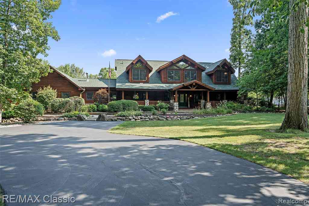 Homes For Sale - 4489 Clara Louise Ct  <br/> Saline, MI 48176