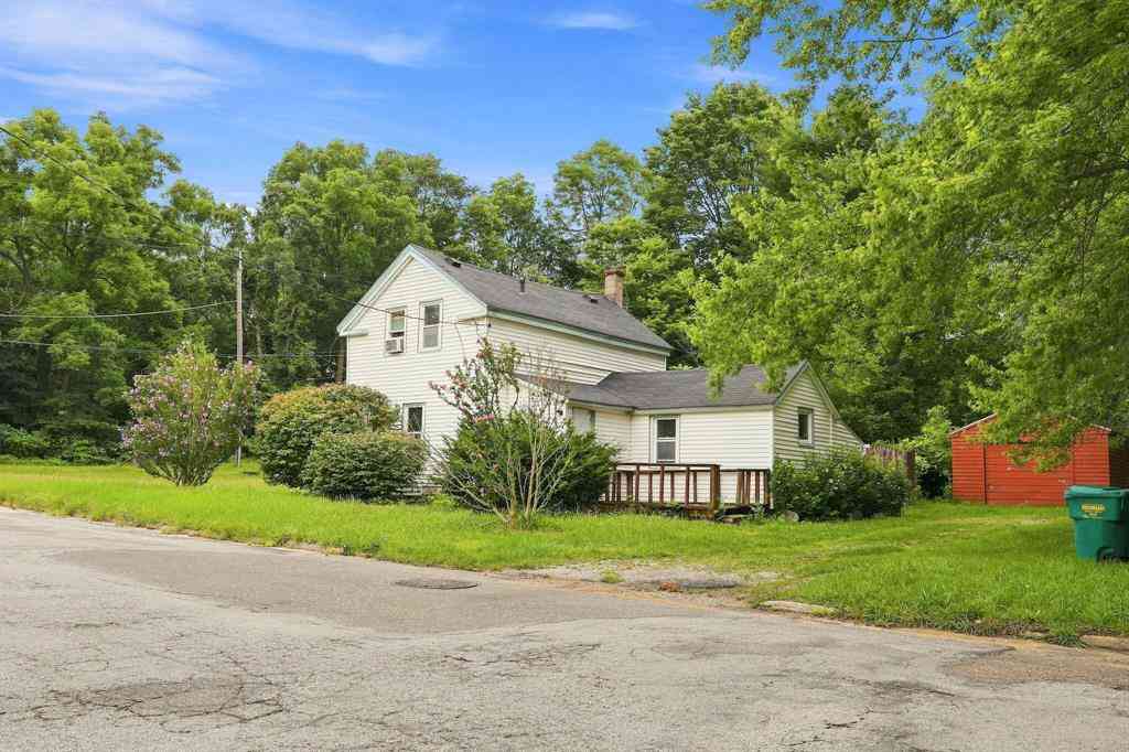 Homes For Sale - 617 N 3rd Street <br/> Niles, MI 49120