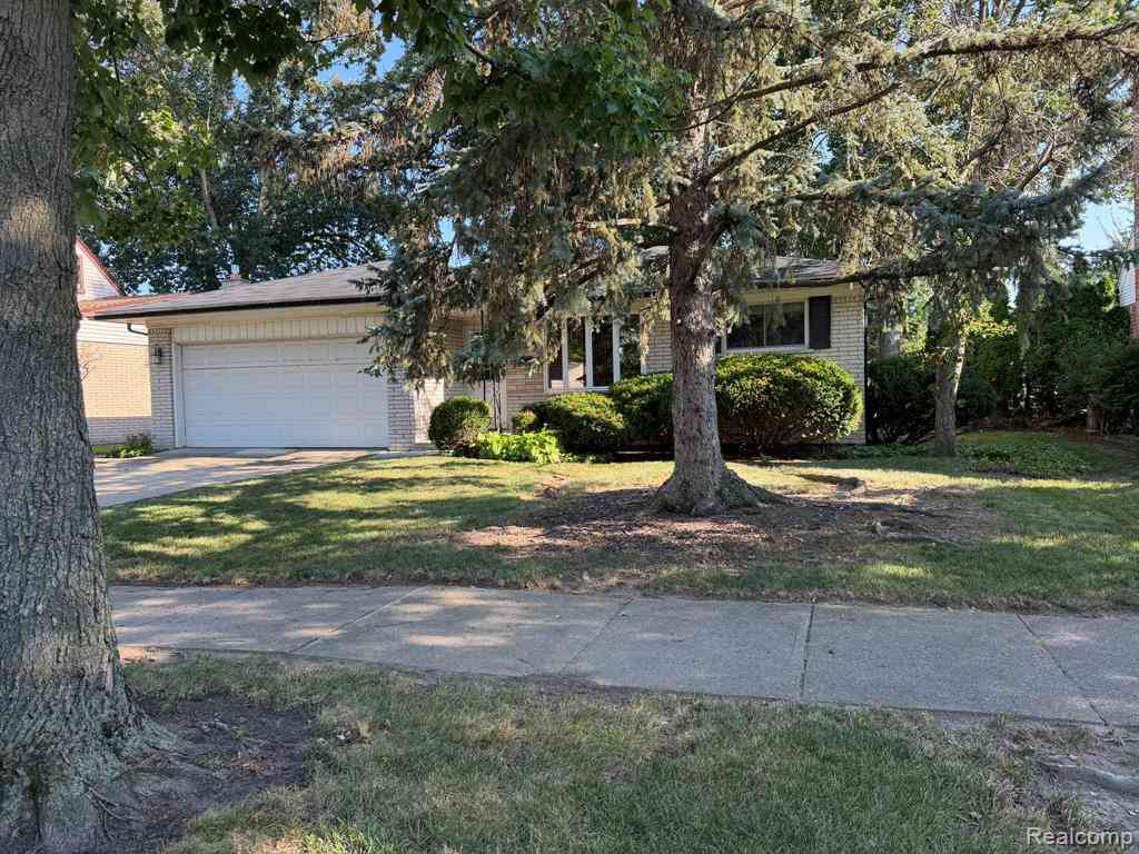 Homes For Sale - 22475 Cranbrook Street <br/> Trenton, MI 48183