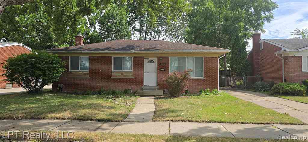 Homes For Sale - 8414 Christine Street <br/> Warren, MI 48093