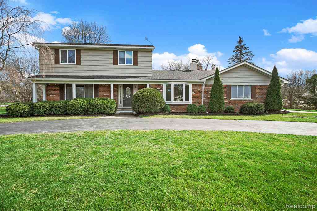 Homes For Rent - 45011 Byrne Drive <br/> Northville, MI 48167