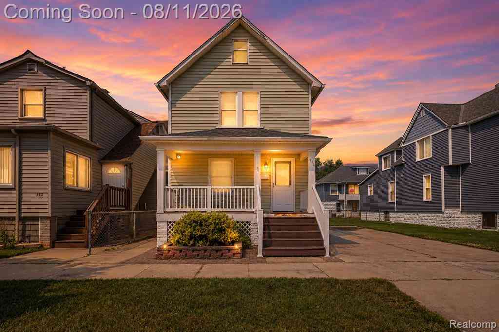 Homes For Sale - 346 Sycamore Street <br/> Wayne County, Wyandotte, MI 48192