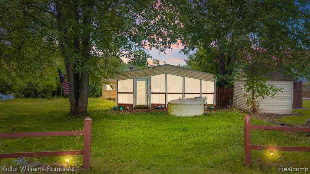 Homes For Sale - 259 William Street <br/> Harsens Island, MI 48028