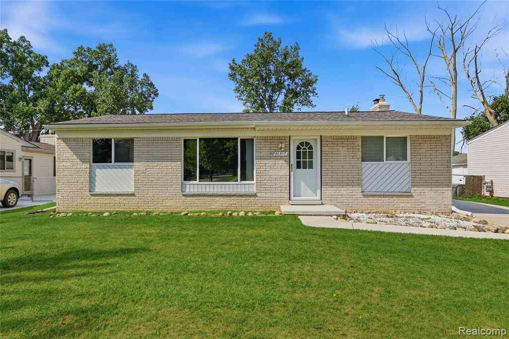 Homes For Sale - 50517 Bower Drive <br/> Macomb County, New Baltimore, MI 48047