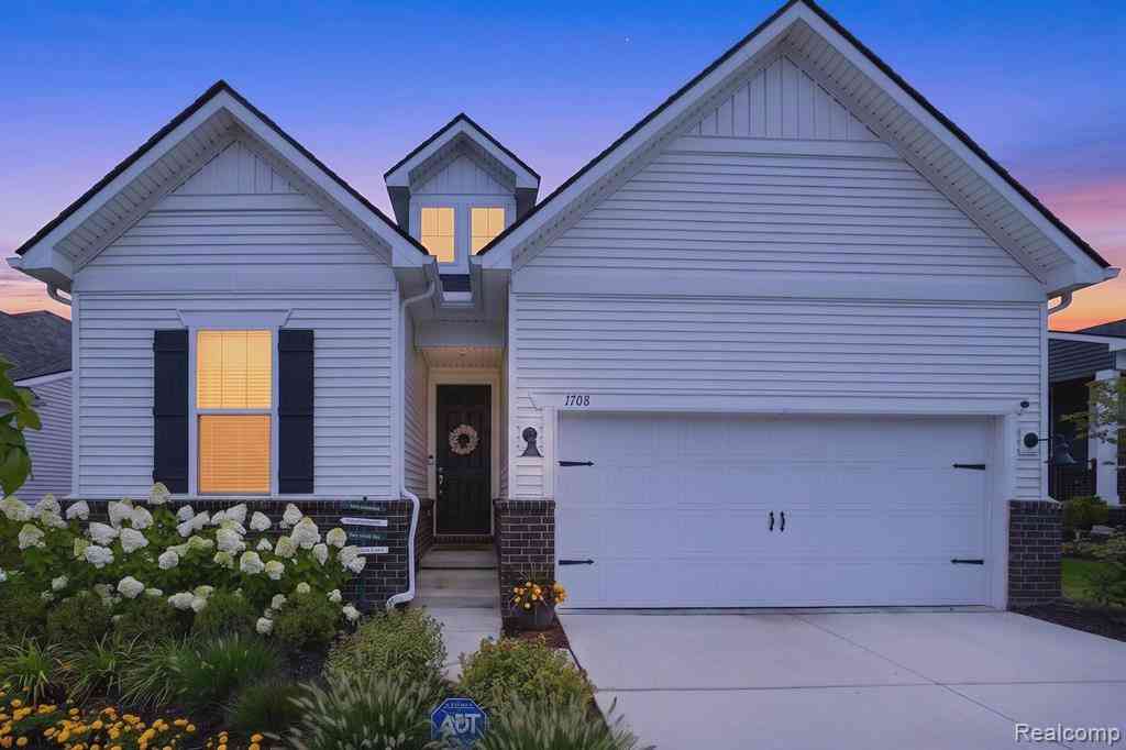 Condo For Sale - 1708 Sunflower Lane <br/> Oakland County, Milford, MI 48381