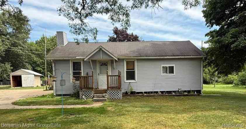 Homes For Sale - 2988 Sharp Road <br/> Lenawee County, Adrian, MI 49221