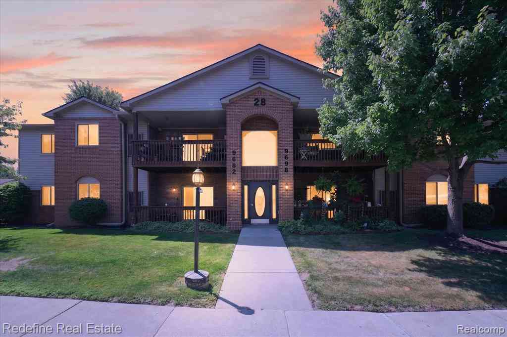 Condo For Sale - 9696 Sawgrass Court  #6<br/> Belleville, MI 48111