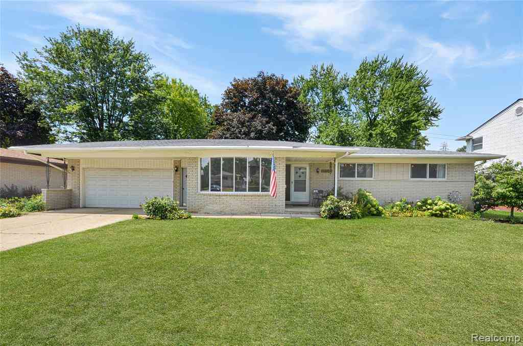 Homes For Sale - 45545 Remer Court <br/> Macomb County, Utica, MI 48317