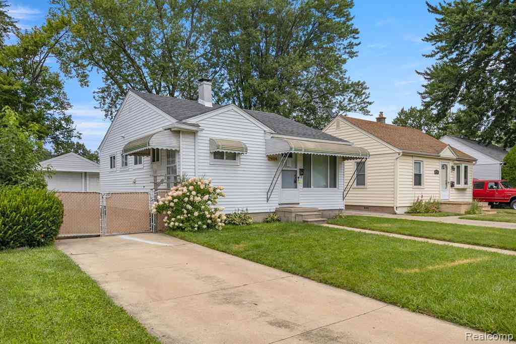 Homes For Rent - 29014 Block Street <br/> Garden City, MI 48135