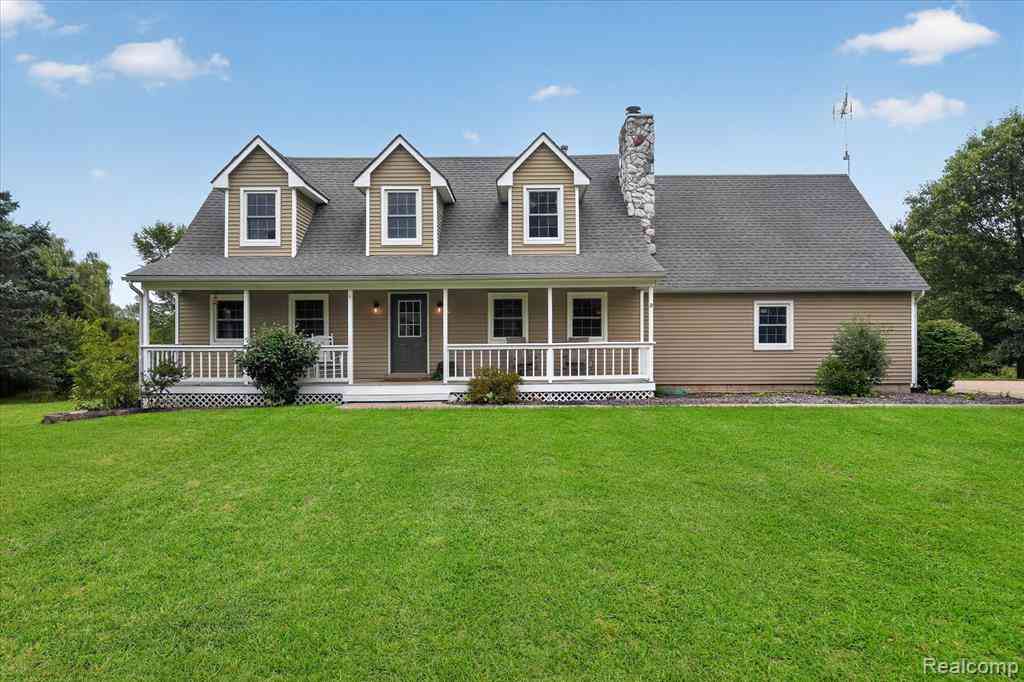 Homes For Sale - 1281 Grayhaven Lane <br/> Brighton, MI 48114