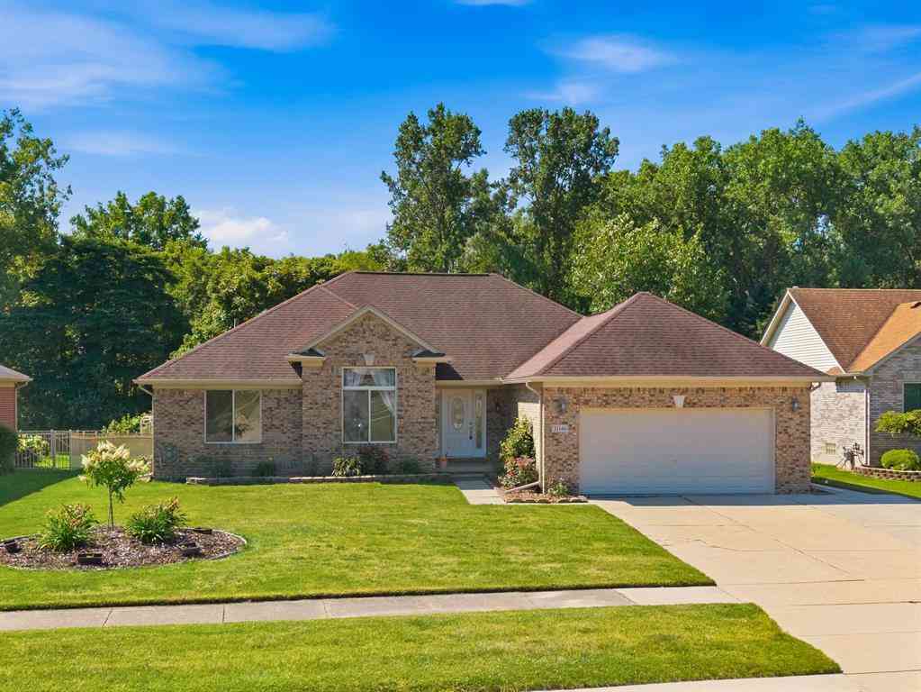 Homes For Sale - 31146 Golden Oak Court <br/> Chesterfield, MI 48047