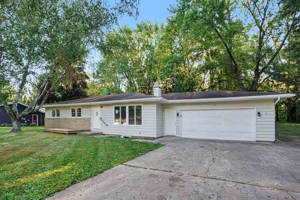 Homes For Sale - 13084 Hoyt Drive <br/> Battle Creek, MI 49014