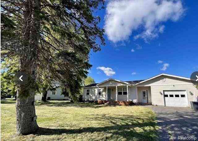 Homes For Rent - 2414 Hialeah Drive <br/> Genesee County, Flint, MI 48507