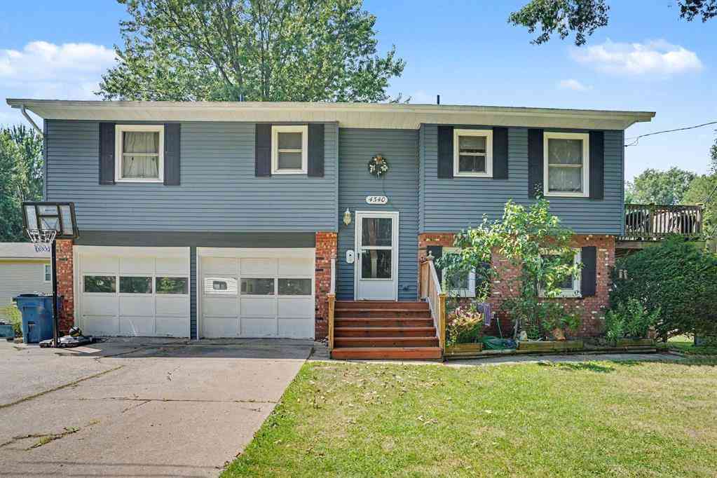 Homes For Sale - 4340 S 29th Street <br/> Kalamazoo, MI 49048