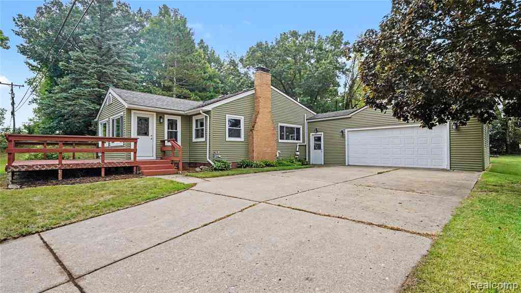 Homes For Sale - 10213 Rexford Road <br/> Jackson County, Grass Lake, MI 49240