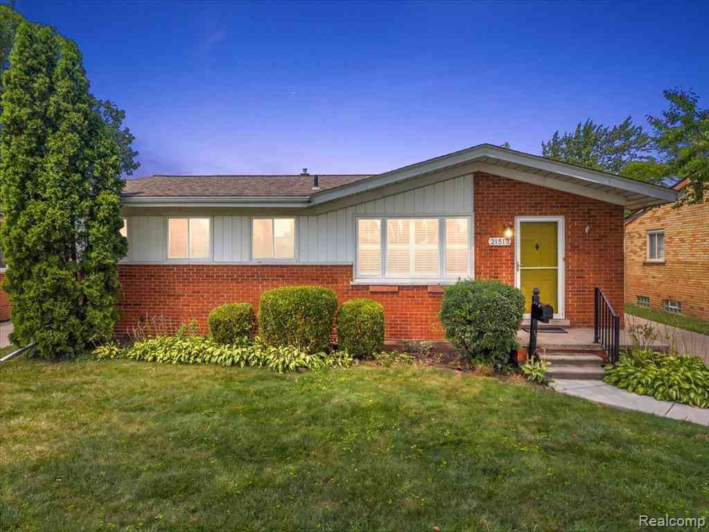 Homes For Sale - 21513 Willow Wisp Street <br/> Macomb County, Saint Clair Shores, MI 48082