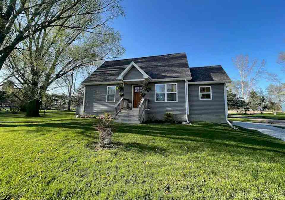 Homes For Sale - 8824 North Street <br/> Tuscola County, Vassar, MI 48768