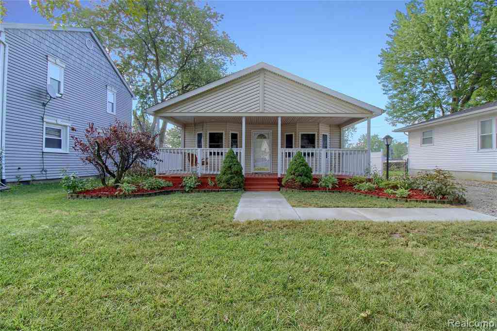 Homes For Sale - 6036 Park Blvd  <br/> Monroe County, South Rockwood, MI 48179
