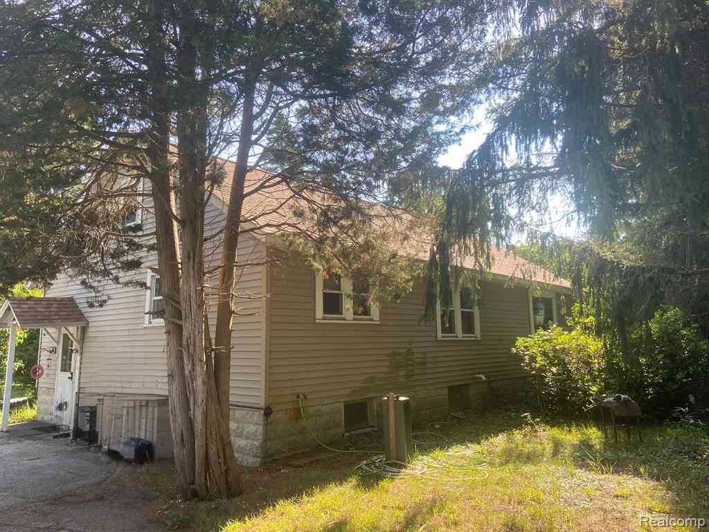 Homes For Sale - 10704 N Us Highway 31  <br/> Mason County, Freesoil, MI 49411
