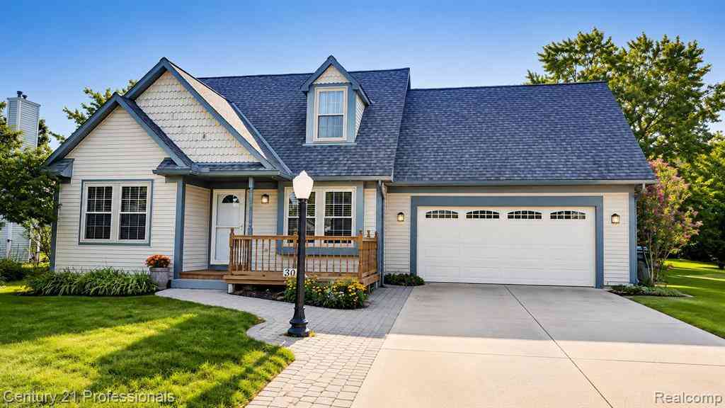 Homes For Sale - 302 Oxford Lake Drive <br/> Oxford, MI 48371