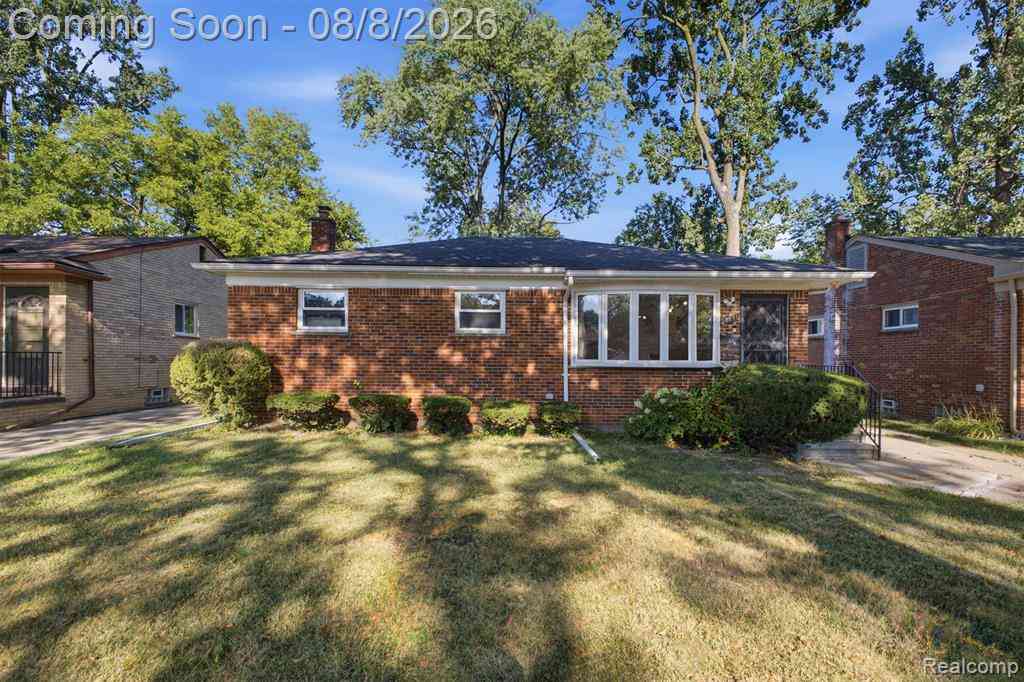 Homes For Sale - 21840 Kenosha Street <br/> Oak Park, MI 48237
