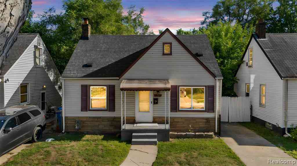 Homes For Rent - 25477 Hopkins Street <br/> Dearborn Heights, MI 48125
