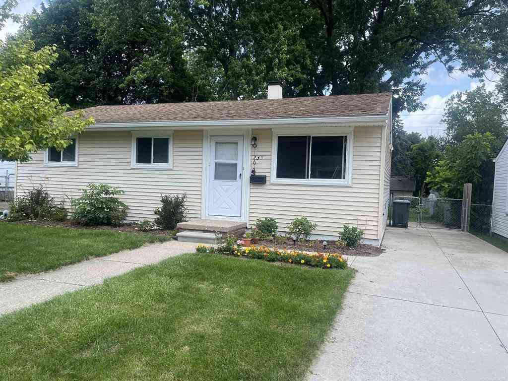 Homes For Rent - 235 Ewell Street <br/> Romeo, MI 48065