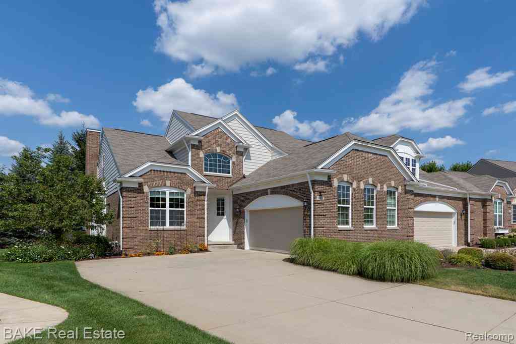Condo For Sale - 48876 Rainbow Lane N N<br/> Northville, MI 48168
