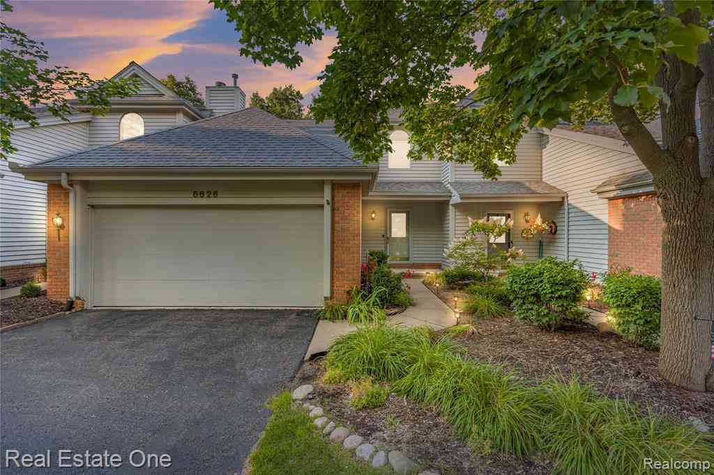 Condo For Sale - 6626 Ridgeview Drive  #31<br/> Oakland County, Clarkston, MI 48346