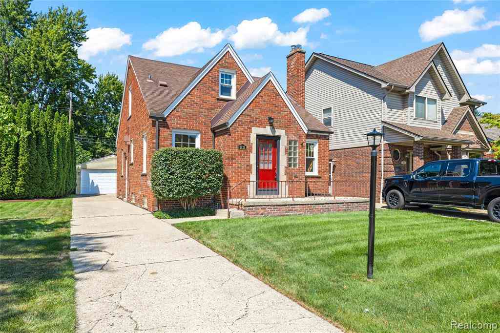 Homes For Sale - 1121 N Vernon Street <br/> Wayne County, Dearborn, MI 48128