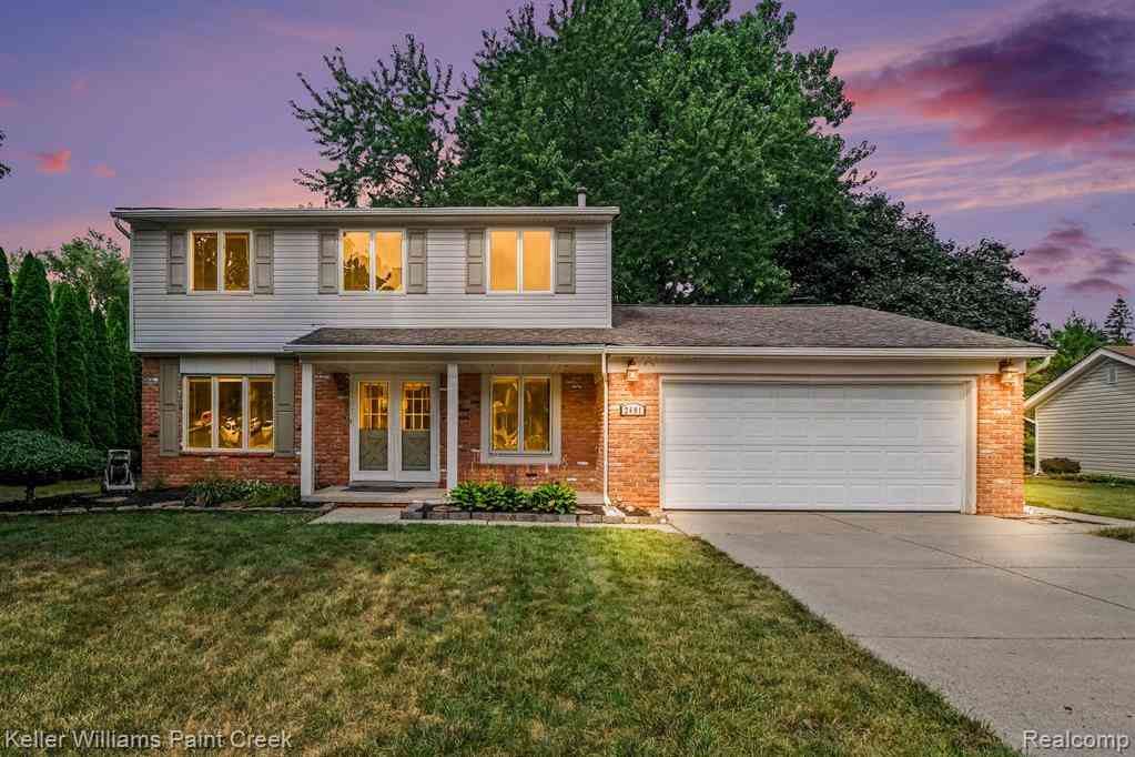 Homes For Sale - 2601 Gemini Drive <br/> Lake Orion, MI 48360