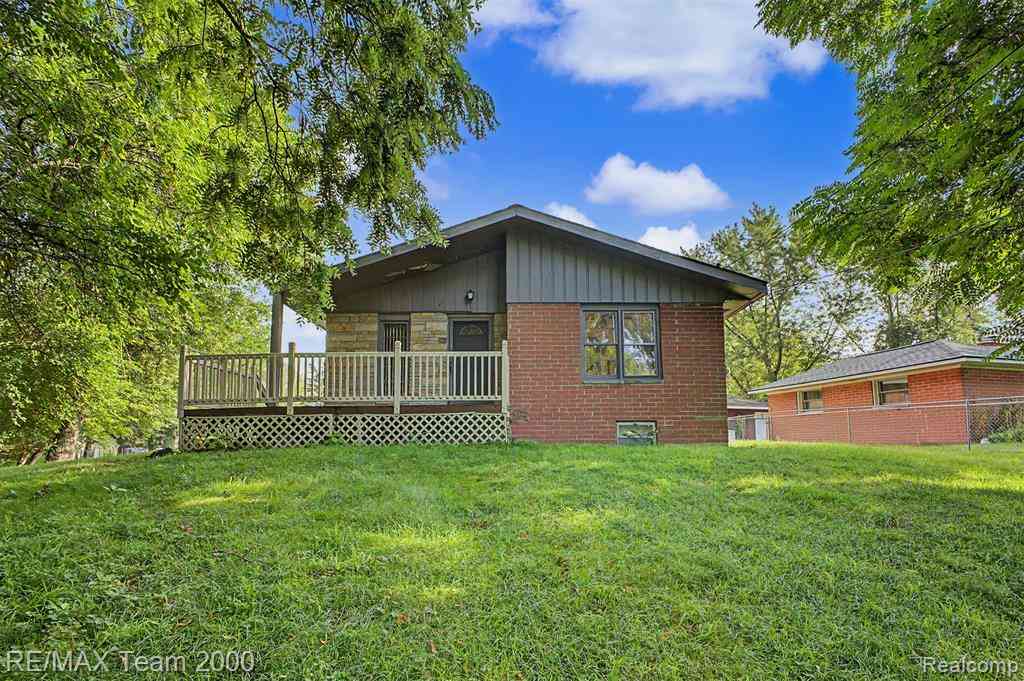 Homes For Sale - 9415 Tobine Street <br/> Wayne County, Romulus, MI 48174