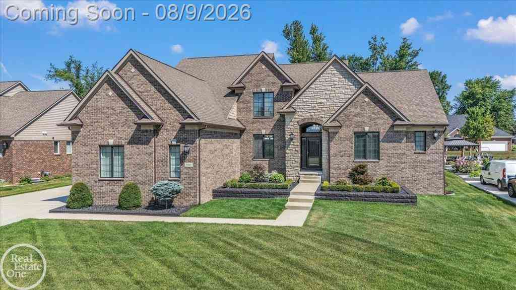 Homes For Sale - 3941 Corkwood Drive <br/> Sterling Heights, MI 48314